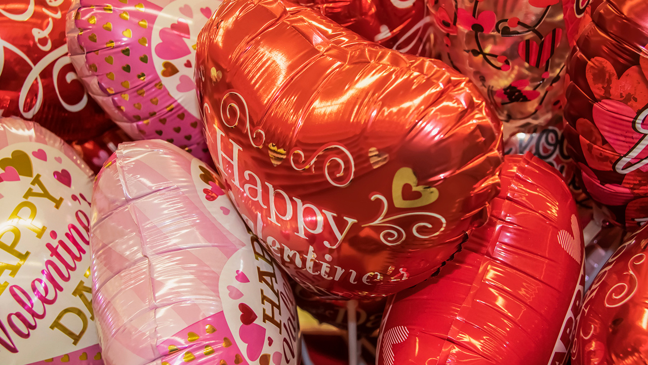 Happy Valentines Day balloons.