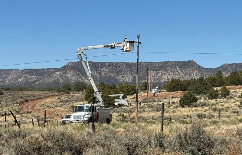 APS bucket truck in the Navajo Nation